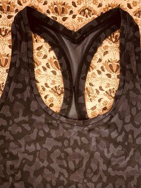 Lululemon Cool Racerback II Black Leopard Size 6